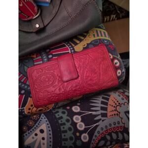 Vintage Red Fossil Genuine Leather Wallet With Embossed Floral Pattern On It...